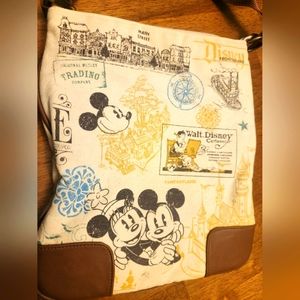 DISNEY PARKS MICKEY & MINNIE MOUSE VINTAGE CROSSBODY BAG